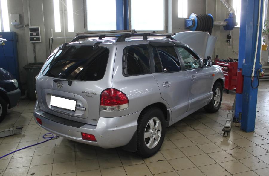 Hyundai Santa Fe готовится к замене масла в автомате